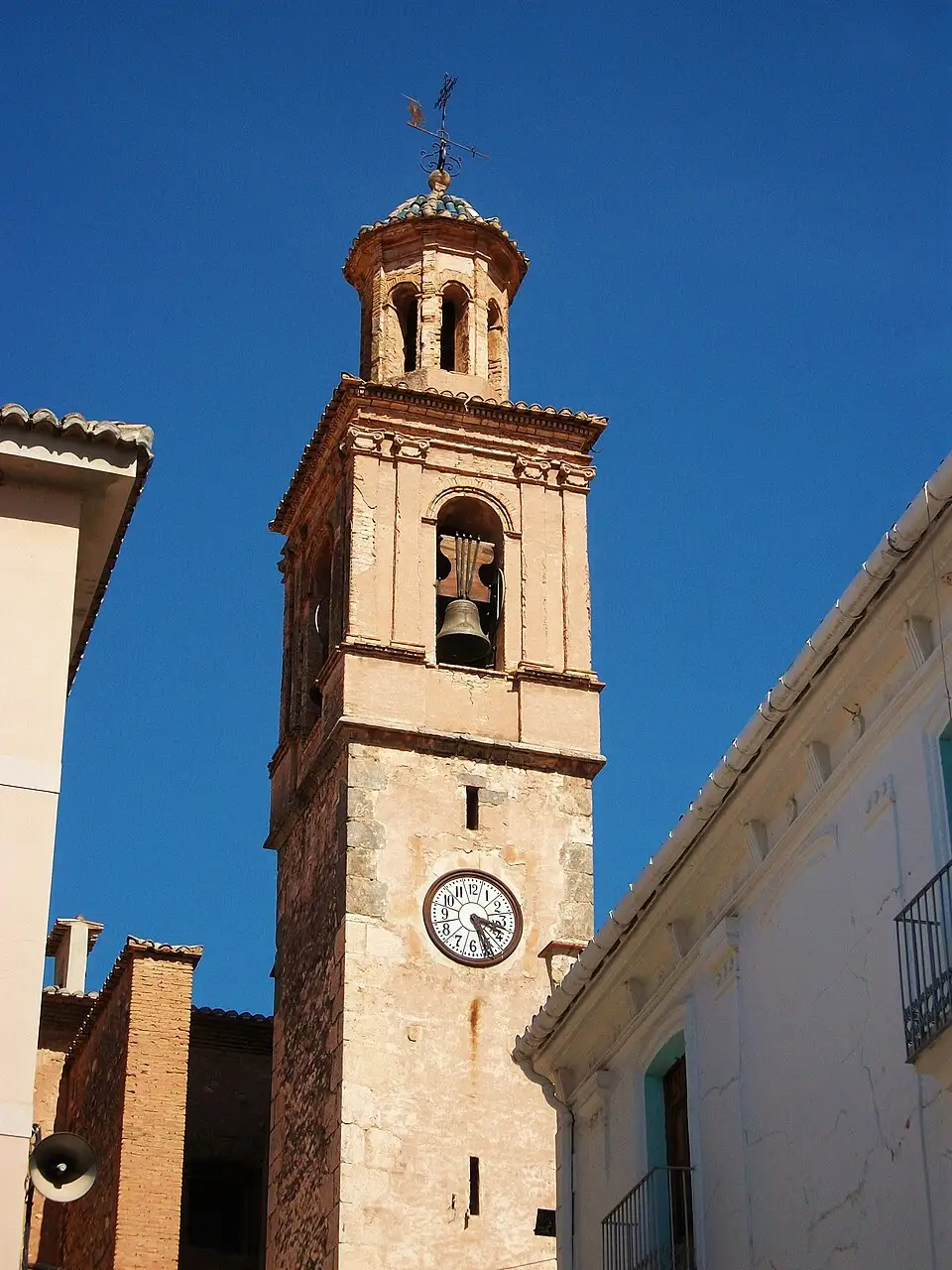 Campanario de la Iglesia Parroquial de San Miguel Arcángel de Soneja