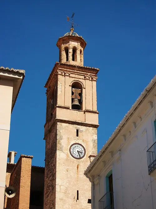 Campanario de la Iglesia Parroquial de San Miguel Arcángel de Soneja