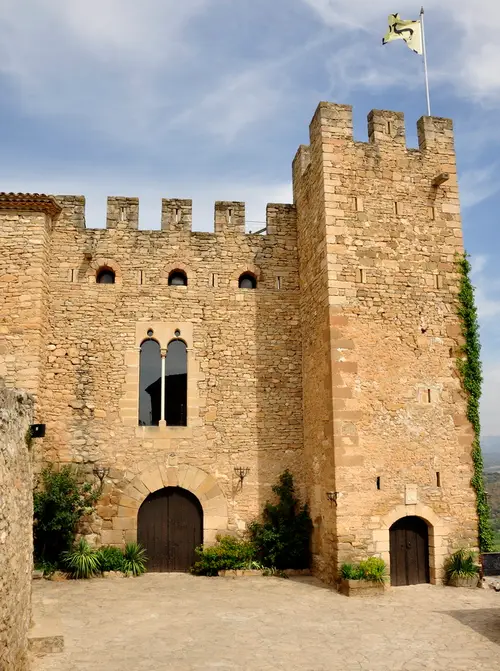Castillo de Montsonís