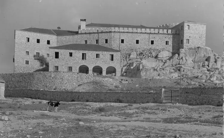 Castillo-palacio de Magalia