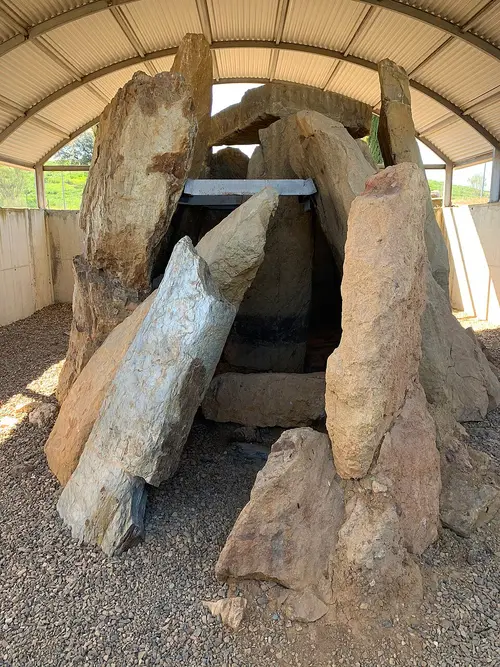 Dolmen de Casas de Don Pedro