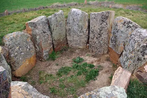 Dolmen de San Adrián