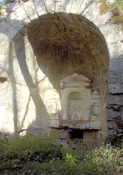 Ermita medieval de San Miguel de los Fresnos