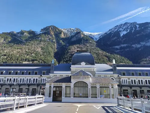 Estación Internacional de Canfranc