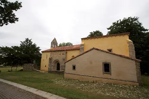 Iglesia de Santa Eulalia de Abamia