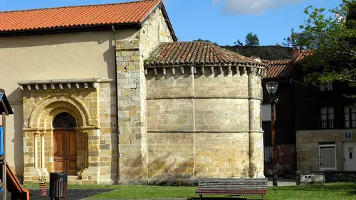 Iglesia de Santa María de Villamayor