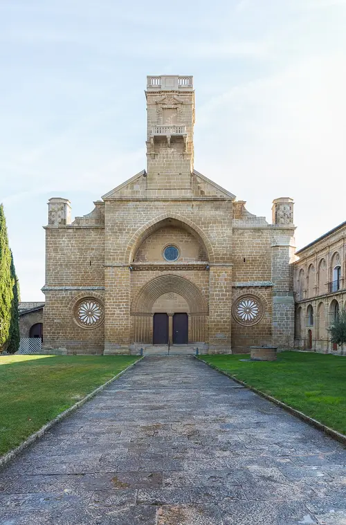 Monasterio de Santa María la Real de la Oliva
