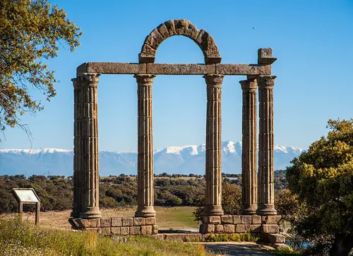 Templo romano de Augustóbriga