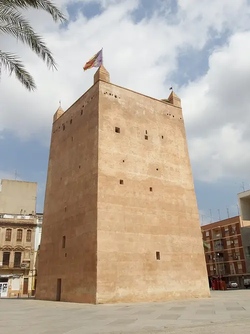 Torre del castillo de Torrente