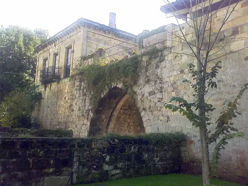 Torreón de Cartes